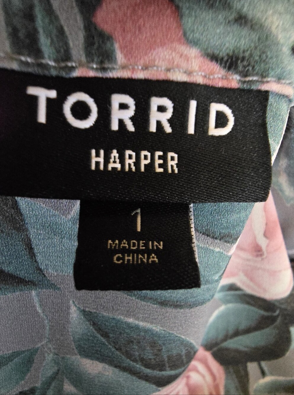 torrid Floral Blouse in Gray with Pink and Blue Flowers - Picture 8 of 8
